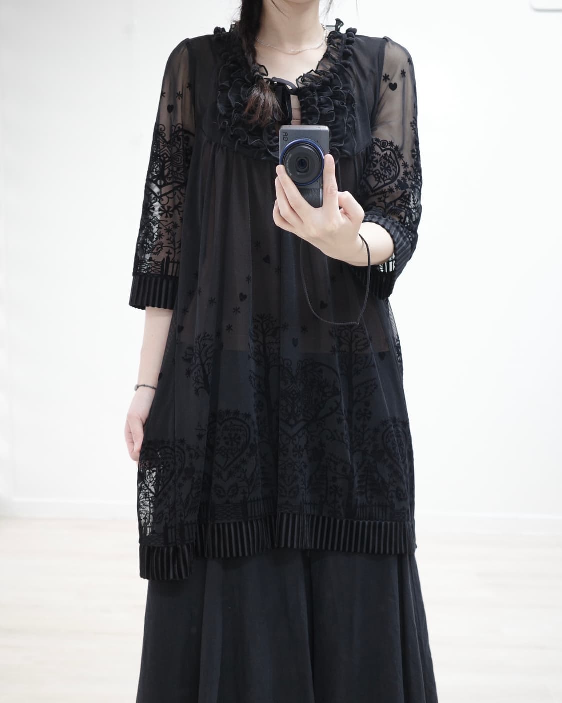 Black lace pompom one-piece 상품이미지2