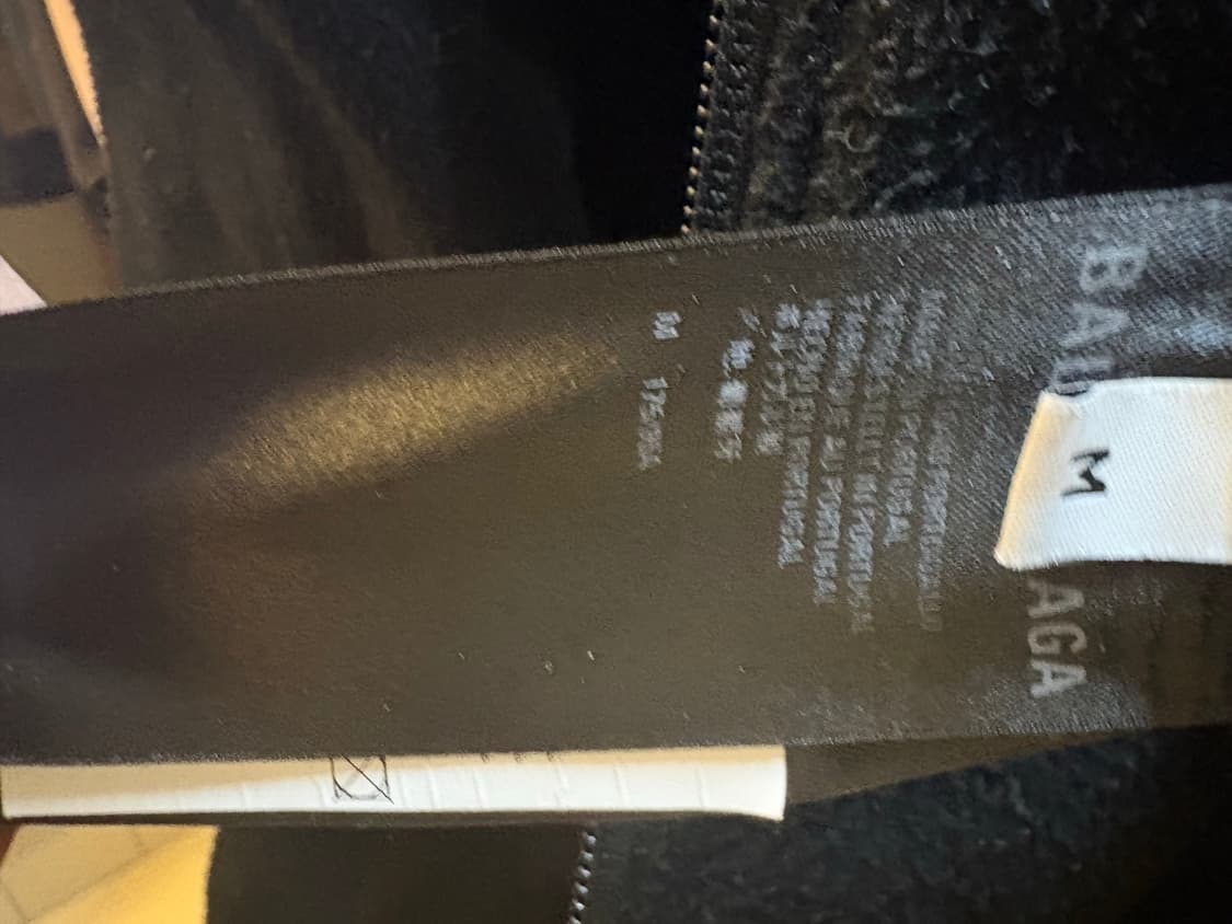 발렌시아가 후리스 트랙수트 150에 핀매합니다 상품이미지2