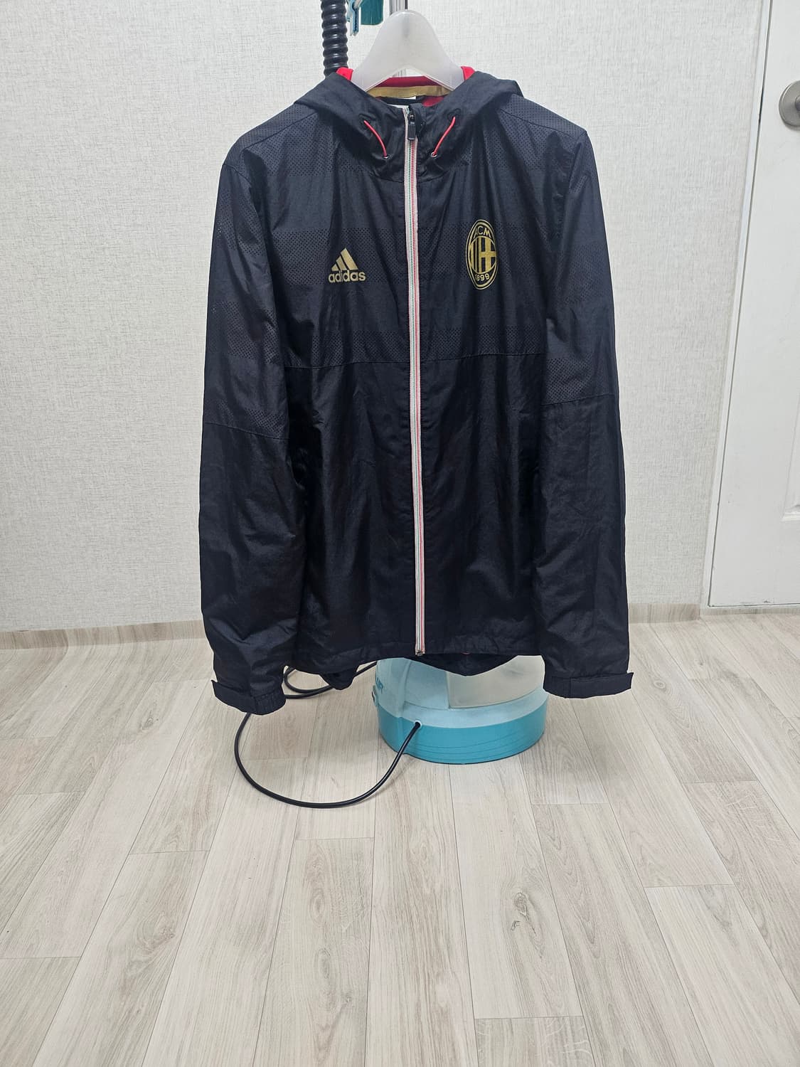 (90~95)S 아디다스 AC밀란 [검정골드] 윈드브레이커 바람막이 상품이미지1