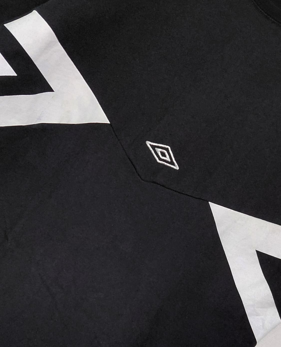 [L] 엄브로(UMBRO) 반팔 티셔츠 블랙 상품이미지4