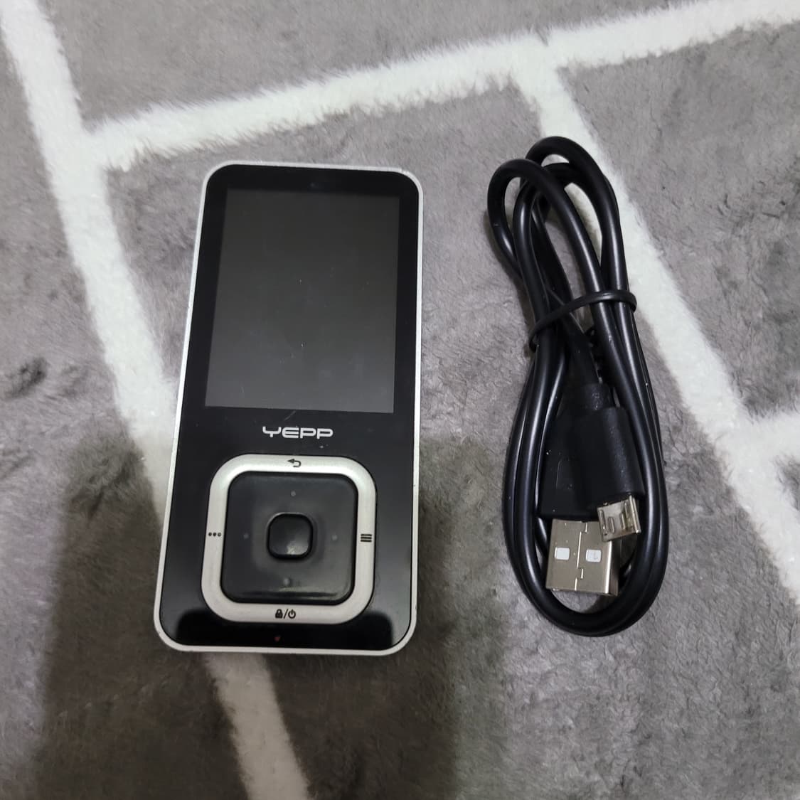 삼성 옙 YP-Q3 4기가 mp3 상품이미지1