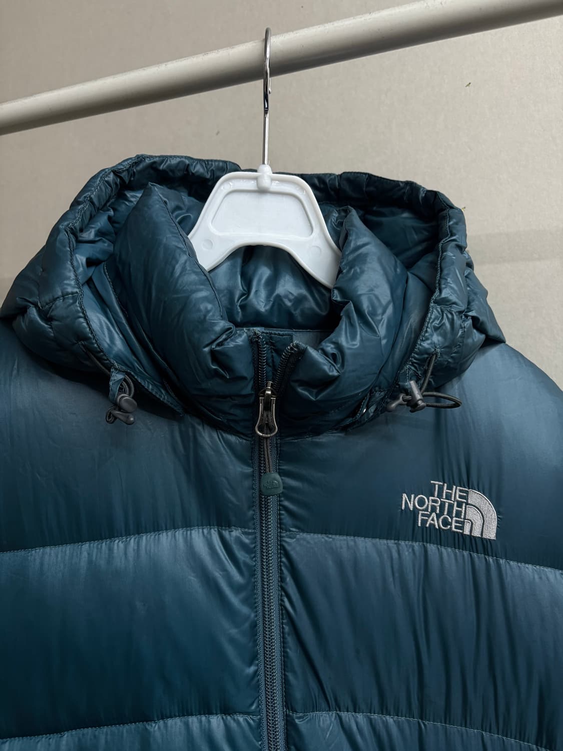 노스페이스 후디 패딩 상품이미지4