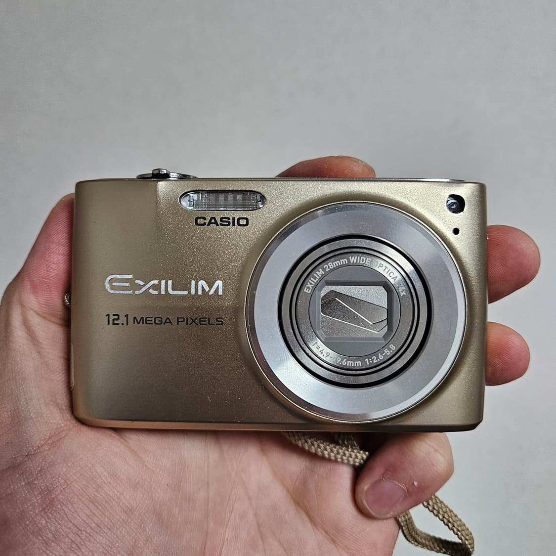 [태연 방지민 디카] 카시오 엑슬림 EX-Z400 골드 빈티지 디카 상품이미지1