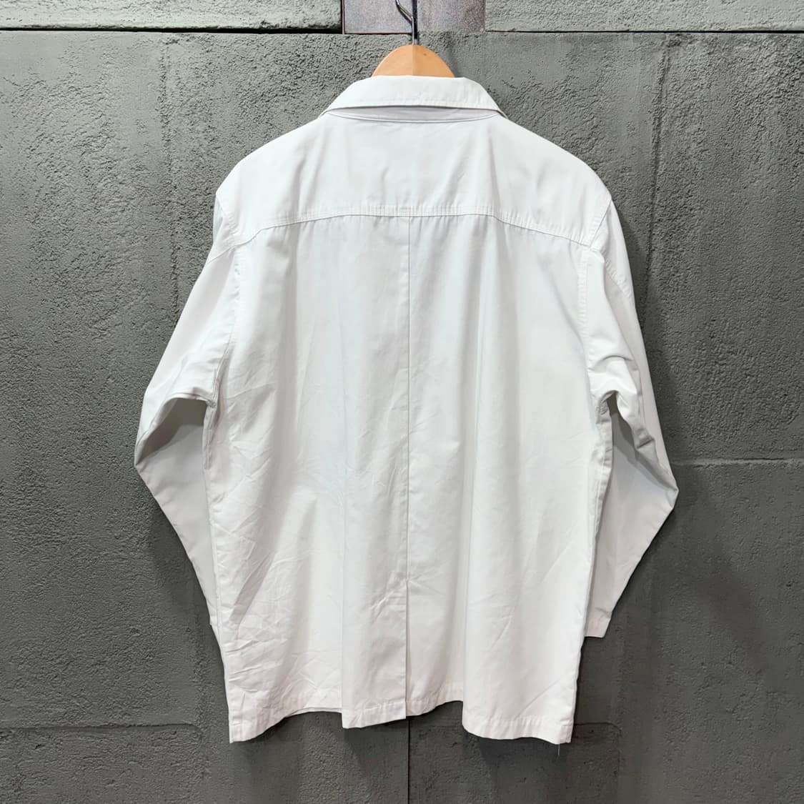 (XL) 칼하트 WIP 화이트 초어 자켓 상품이미지3