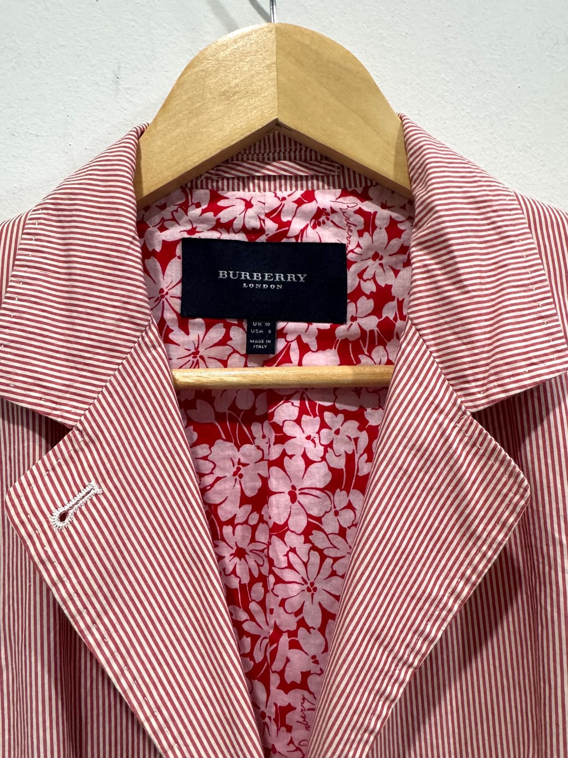 버버리 런던 핑크 스트라이프 블레이저 L 정품 상품이미지3