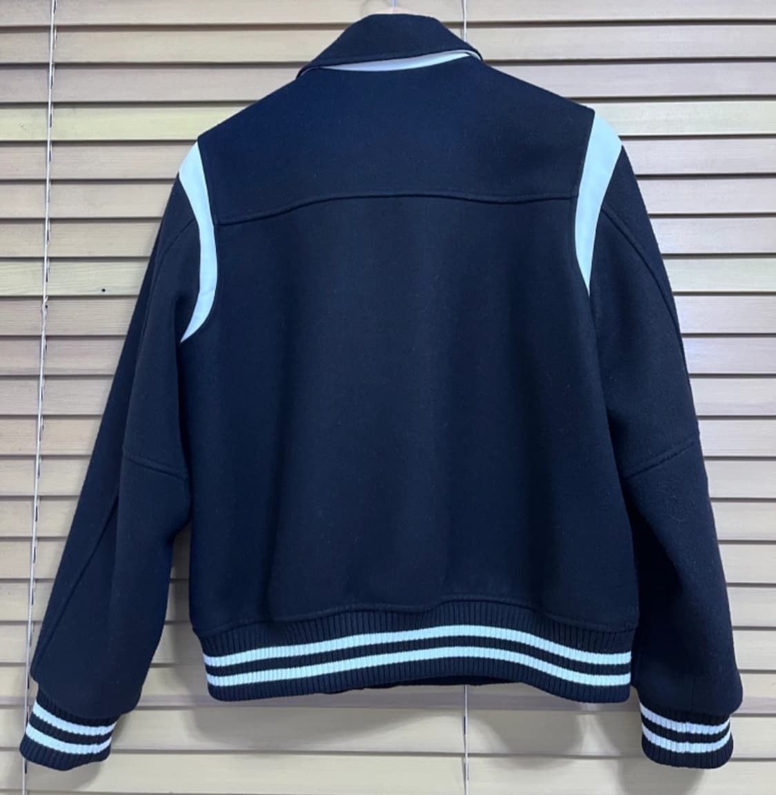 마리떼프랑소와저버 남성 블랙코치자켓 상품이미지9