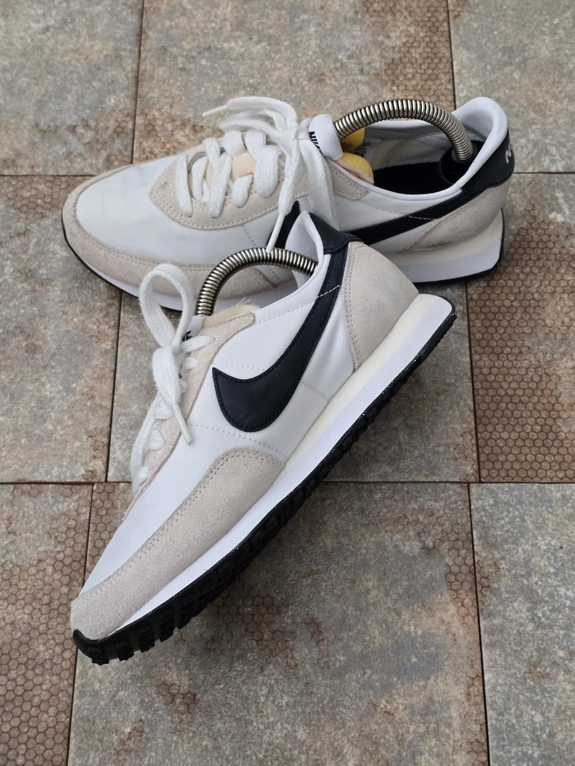 (235)나이키 와플 트레이너 2 흰검  상품이미지6