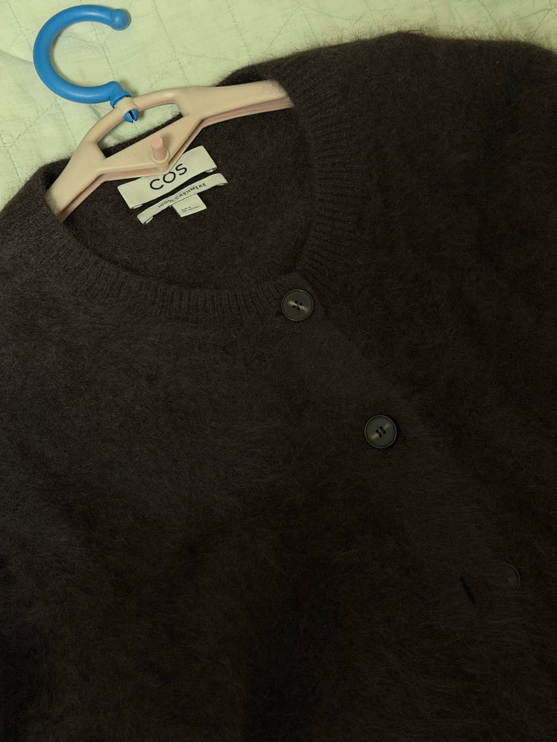 Cos 브러쉬드 캐시미어 가디건 상품이미지3