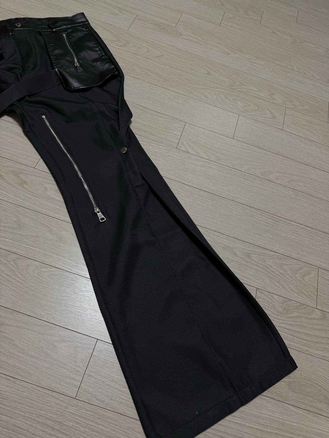 버튼 디테일 플레어 팬츠 상품이미지9