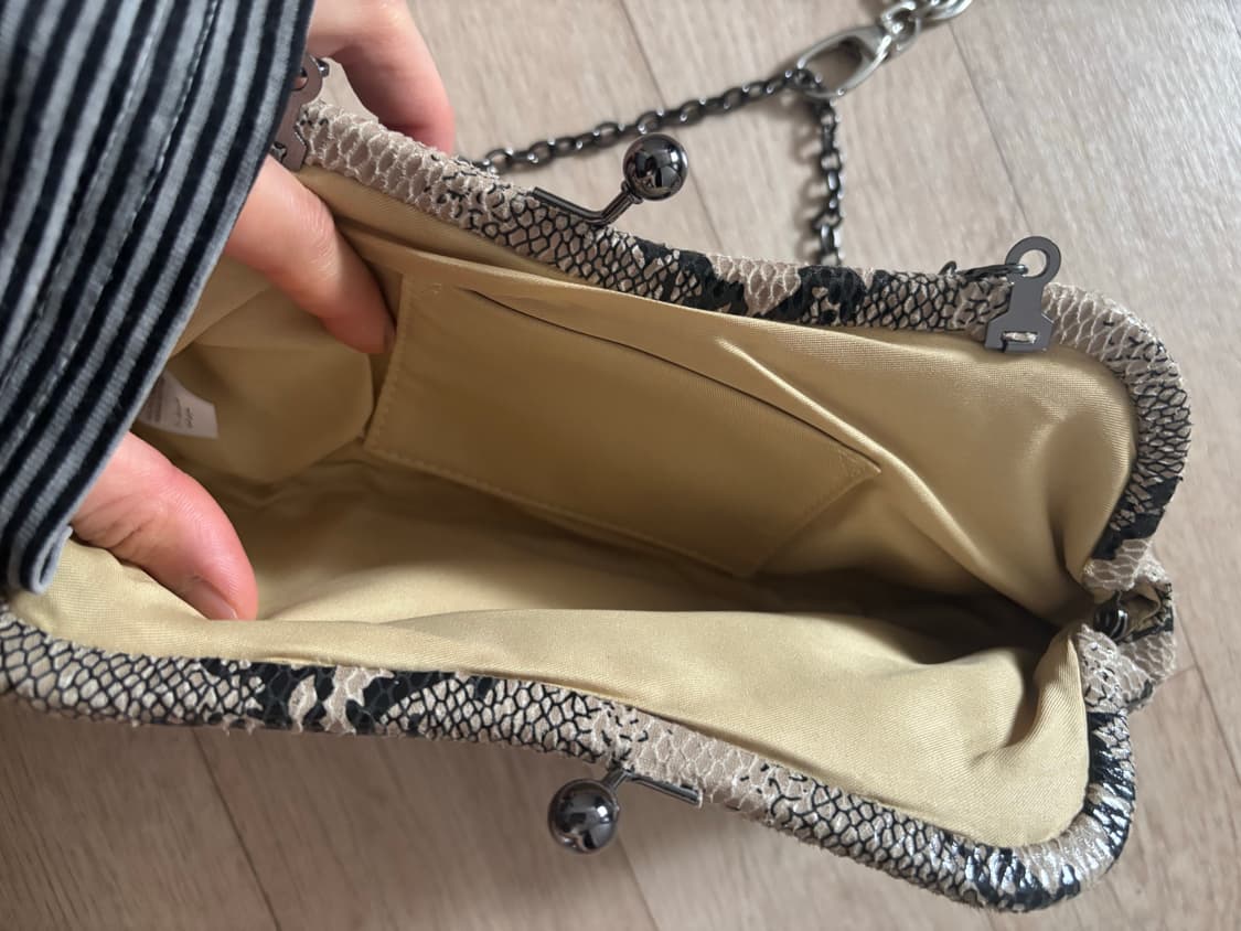 일본풍 빈티지 뱀피 가방 상품이미지4