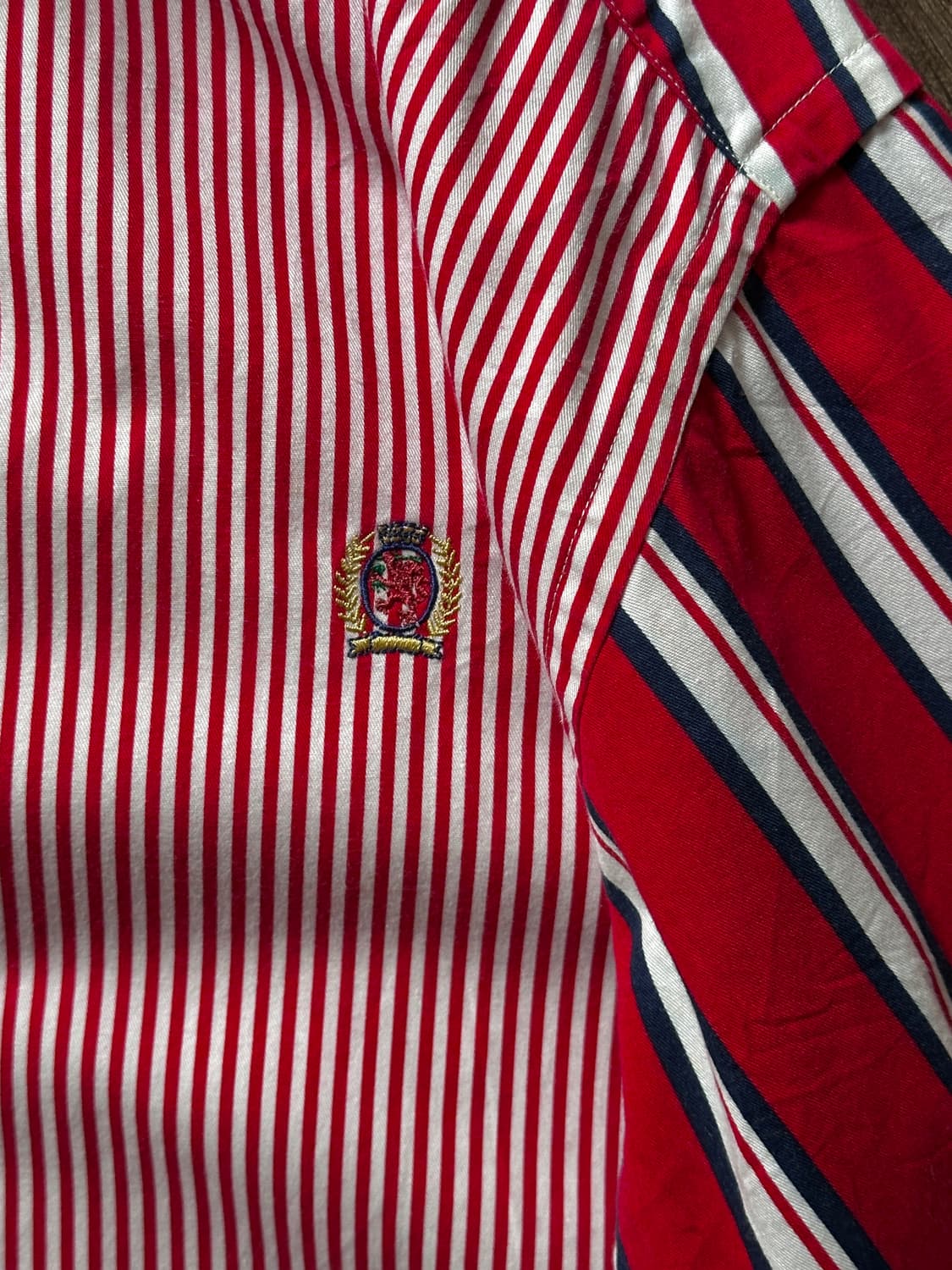 Tommy Hilfiger 이레귤러 스트라이프 셔츠 상품이미지10