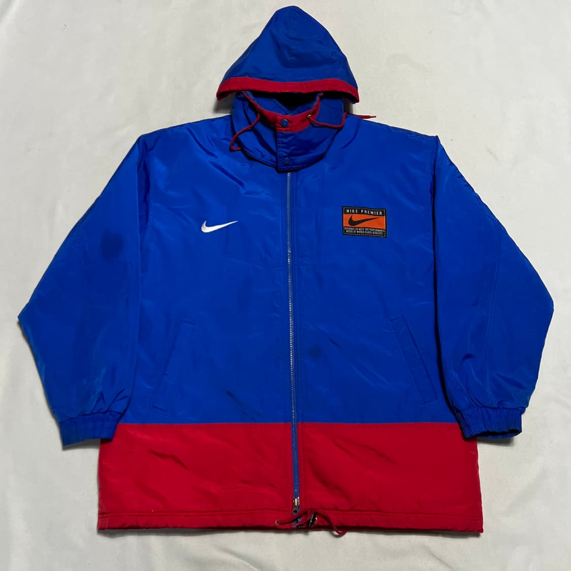 105 나이키 코리아 빅로고 블루 레드 배색 점퍼 상품이미지3