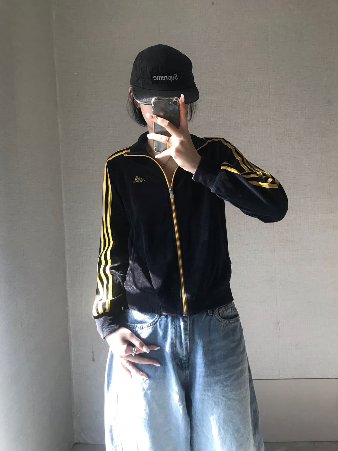 아디다스 블랙 골드 벨벳 져지 상품이미지5