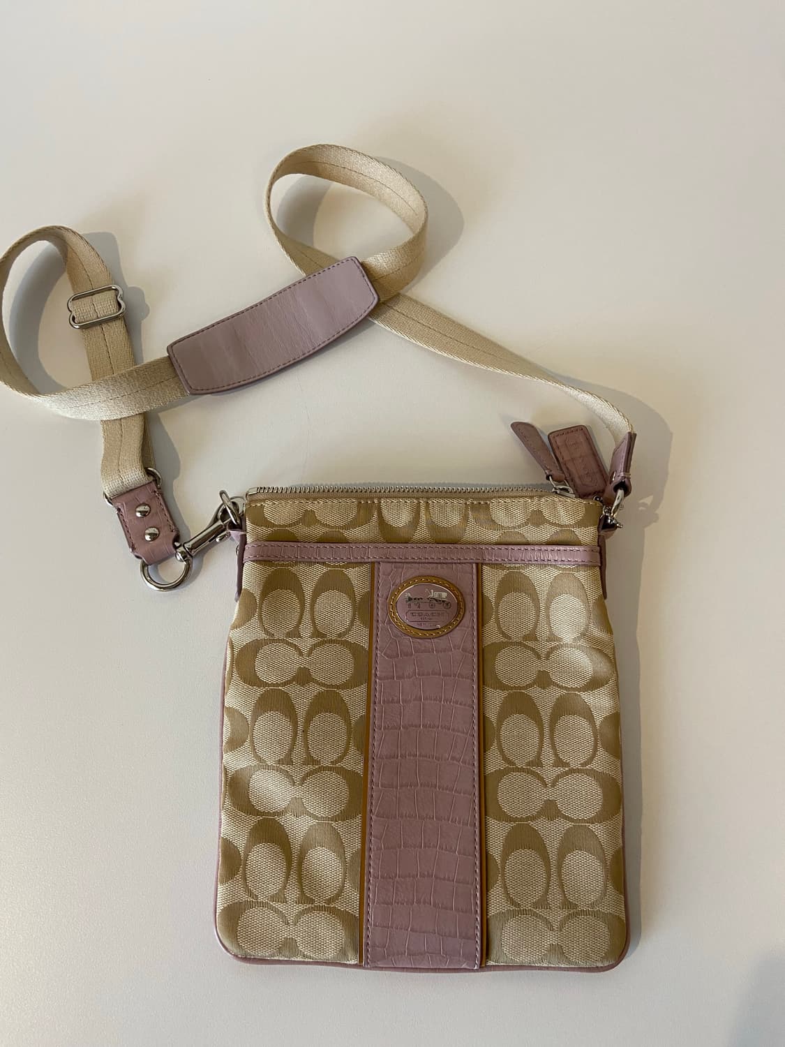 코치 크로스백 상품이미지1