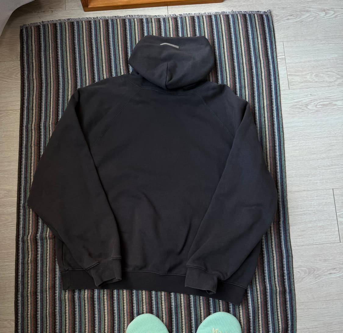 피어오브갓 에센셜 1977 후드티 상품이미지3