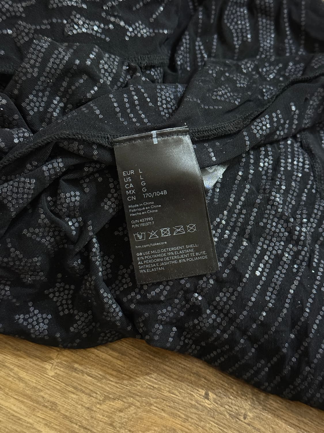 H&M x Mugler 뮈글러 라인스톤 메쉬 셔츠 블랙 상품이미지4