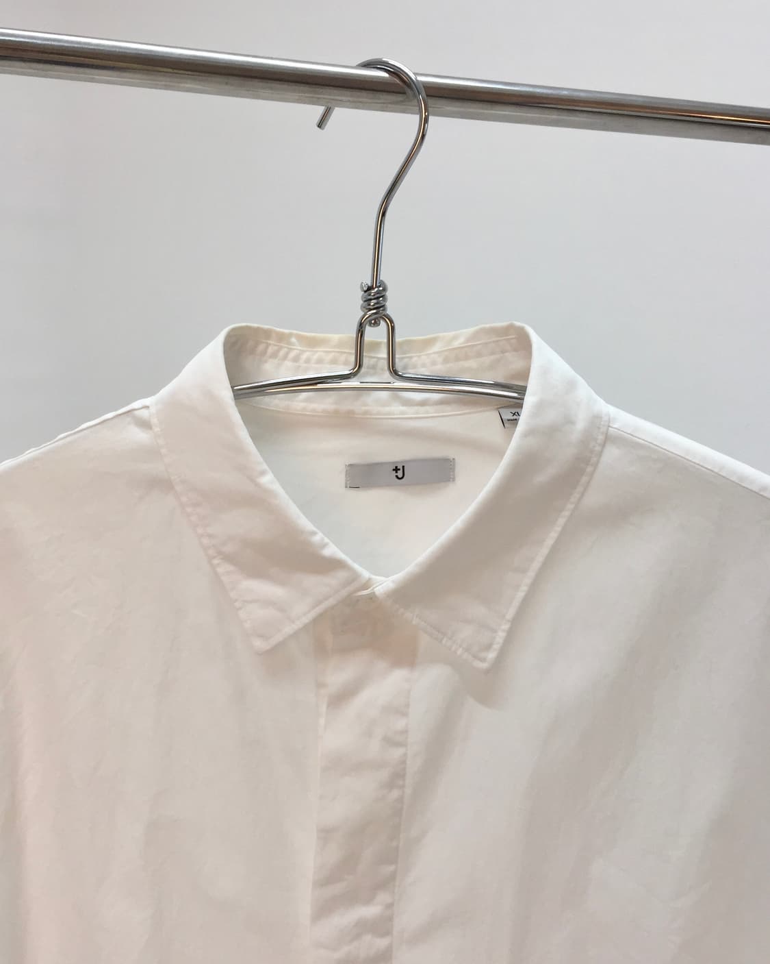 Jil Sander x UNIQLO Sleeve Minimal Shirt 상품이미지2
