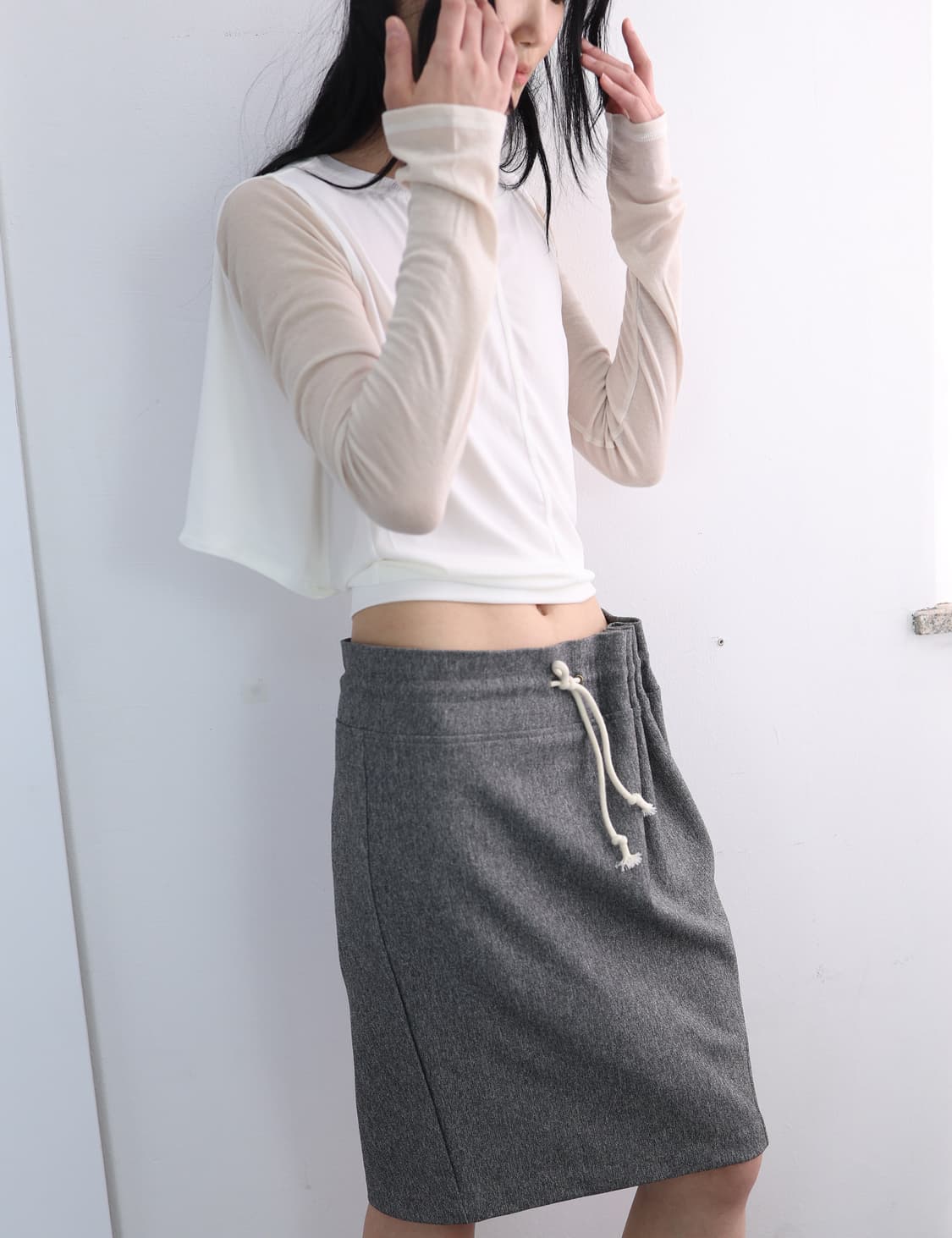 울리카상투스 백 플레어 탑 Ulika Back flare top 상품이미지3