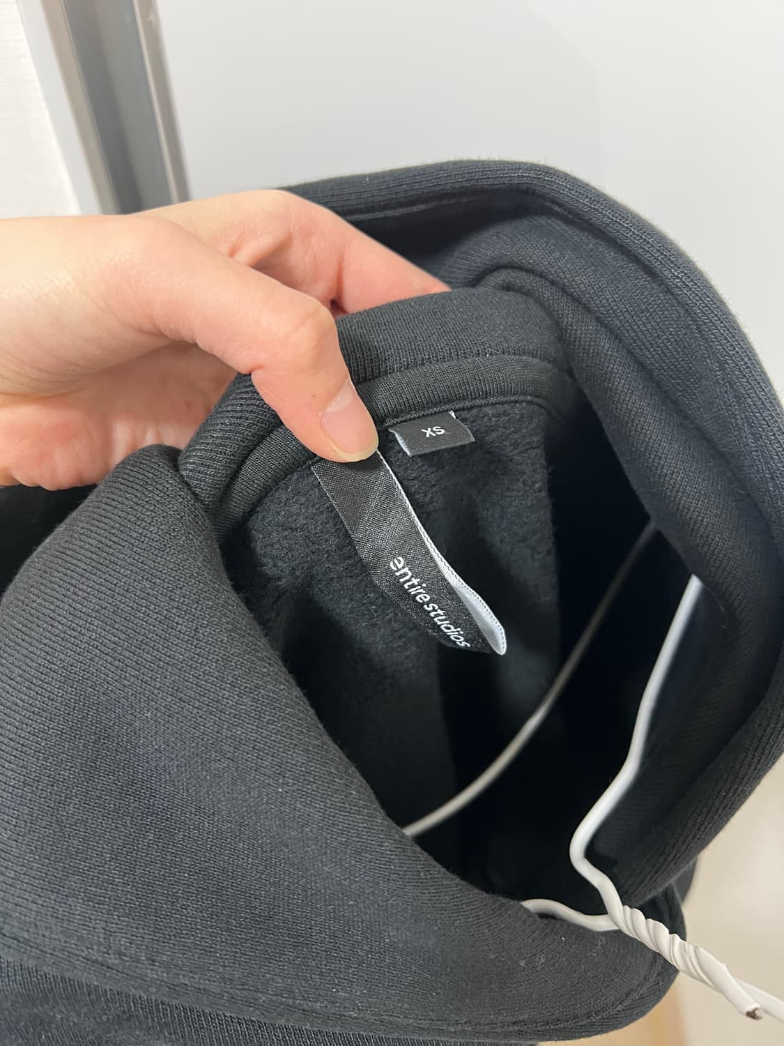 Entire Studios) Cropped Heavy Hoodie 상품이미지5