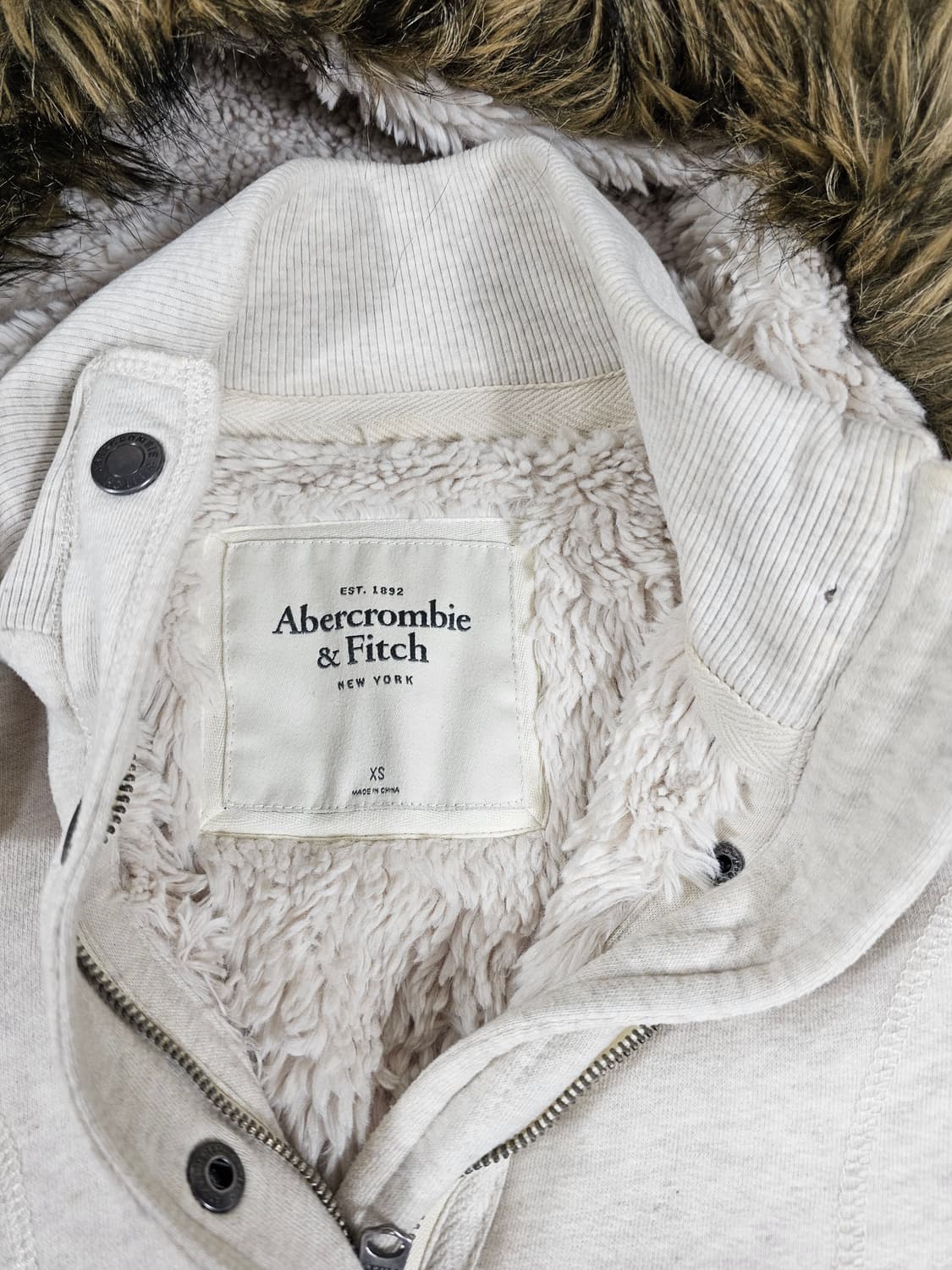 아베크롬비후드집업딱불핏울프죠 상품이미지2