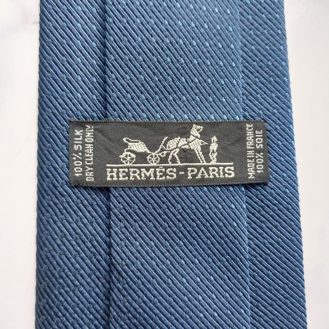 에르메스 실크 블루 도트 패턴 넥타이 8.9cm A+등급 K2232
 상품이미지9