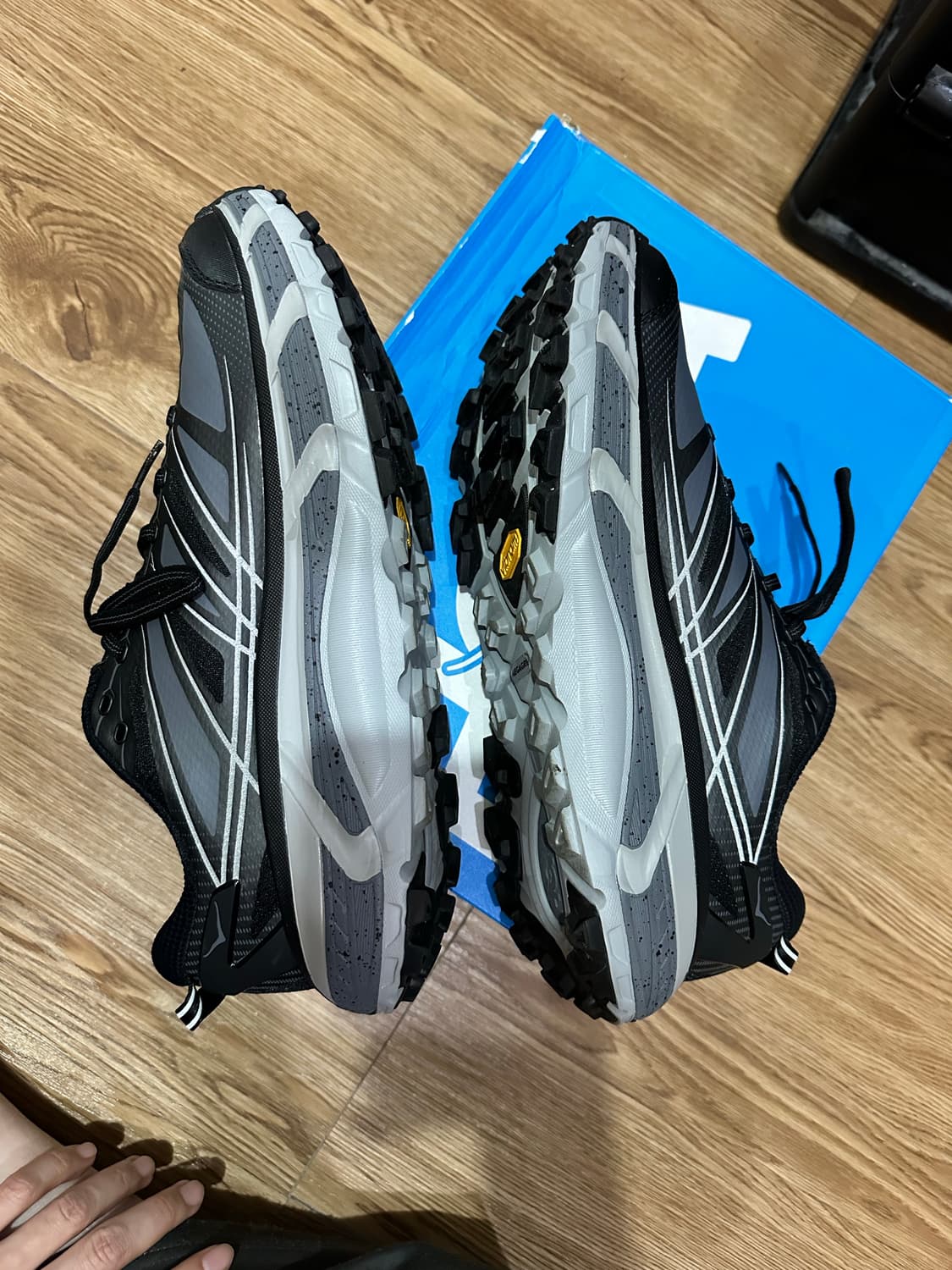 호카 마파테 스피드2 블랙캐슬락 us12 1회착 상품이미지2