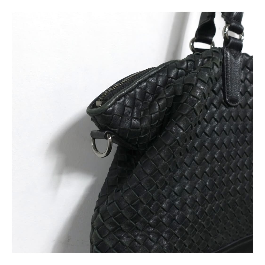ANNE KLEIN 앤클라인 레더 위빙 빅 숄더 토트백  상품이미지8
