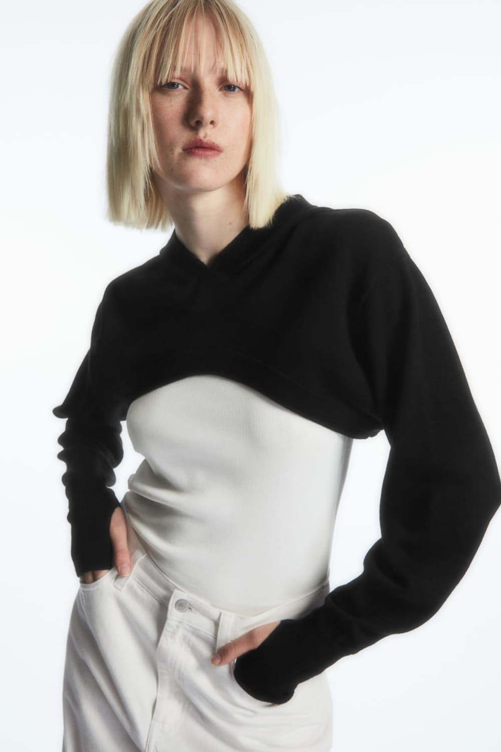 COS 크롭 하이브리드 울100 후디  상품이미지1