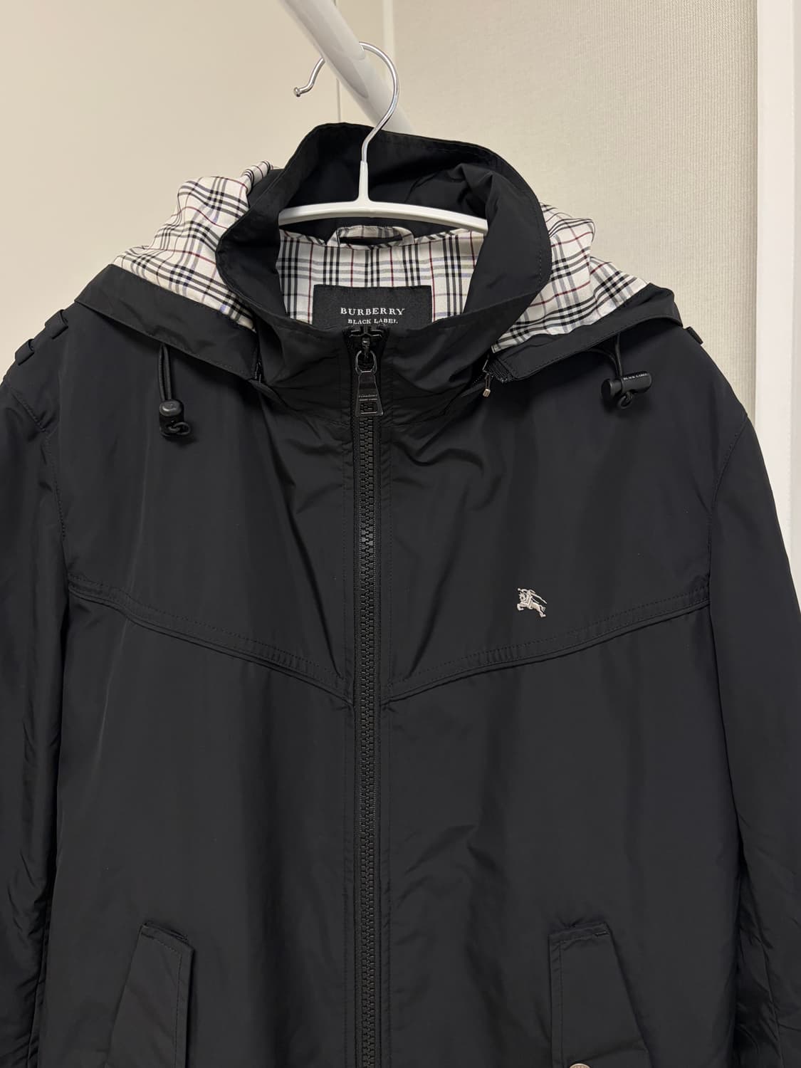 버버리 블랙 바람막이 봄 자켓 상품이미지3