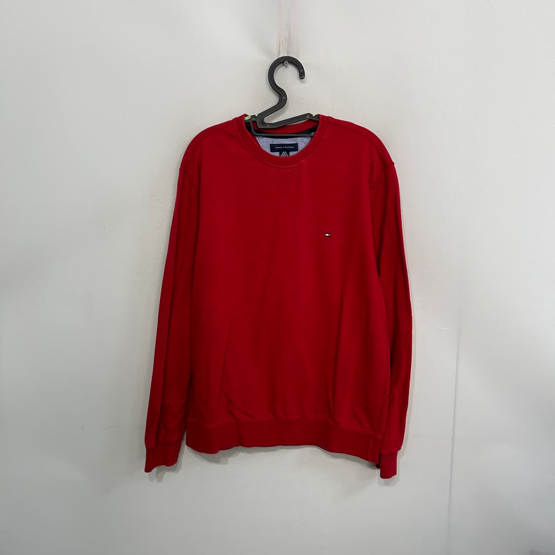 타미힐피거 스몰로고 맨투맨 100 레드 상품이미지1