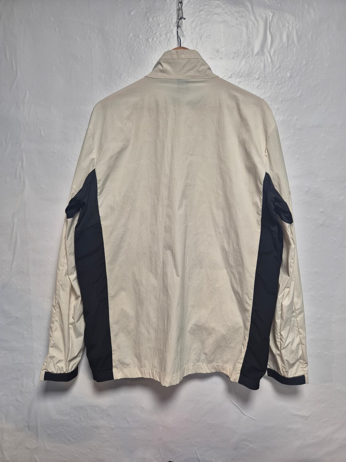 데상트 아이보리/블랙 바람막이 집업 자켓 XL105사이즈(상태A급) 상품이미지6