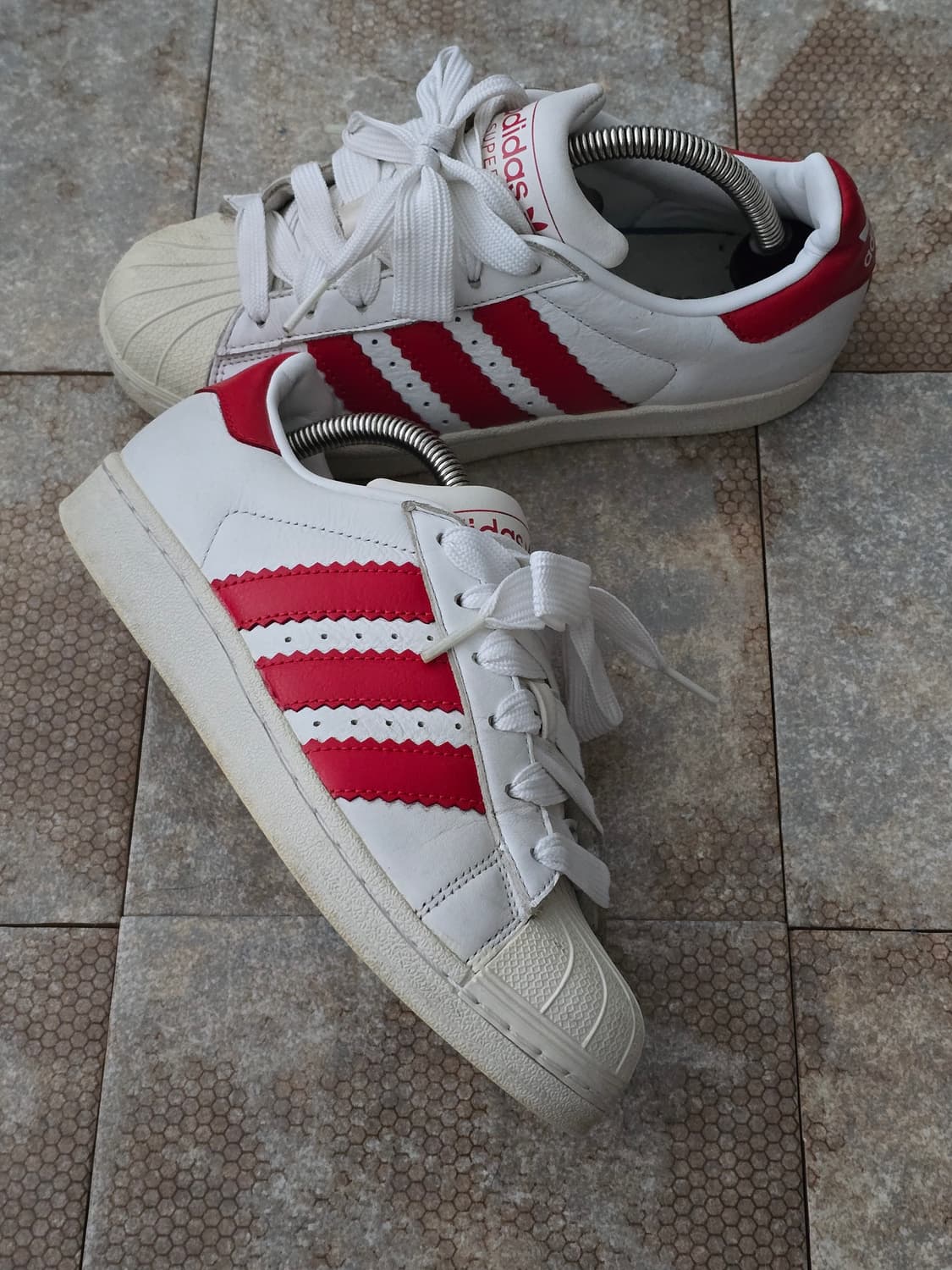 (225)아디다스 슈퍼스타 화이트 스칼렛 상품이미지8