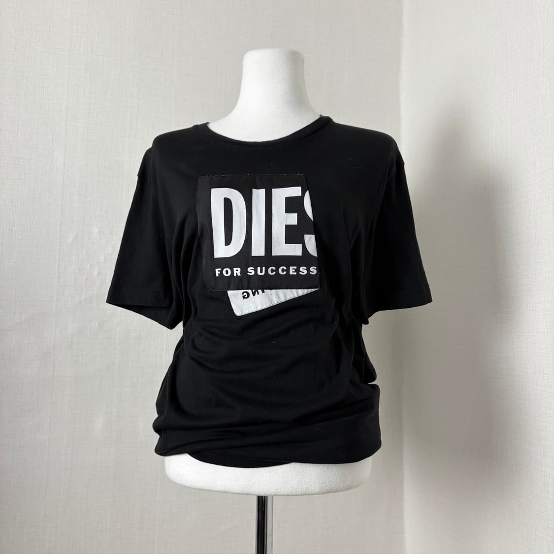 디젤 블랙 빅로고 반팔 상품이미지2