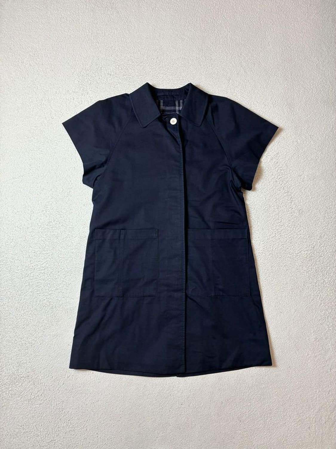 버버리 90's 개버딘 반팔 트렌치코트 PN7510 상품이미지1