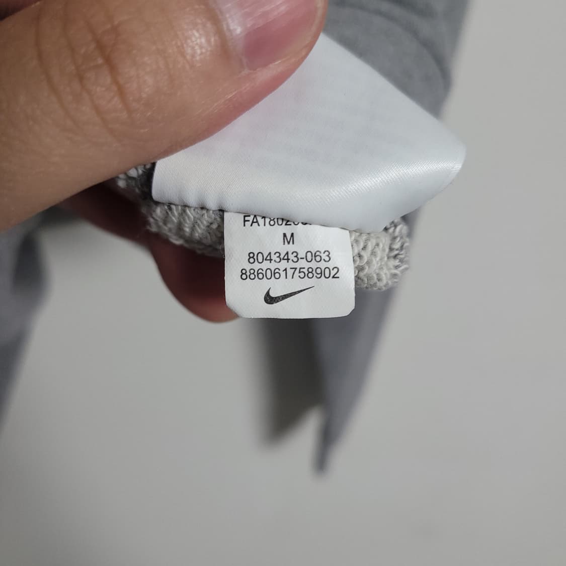 (M) NIKE 나이키 스우시 여성 맨투맨 그레이 상품이미지5