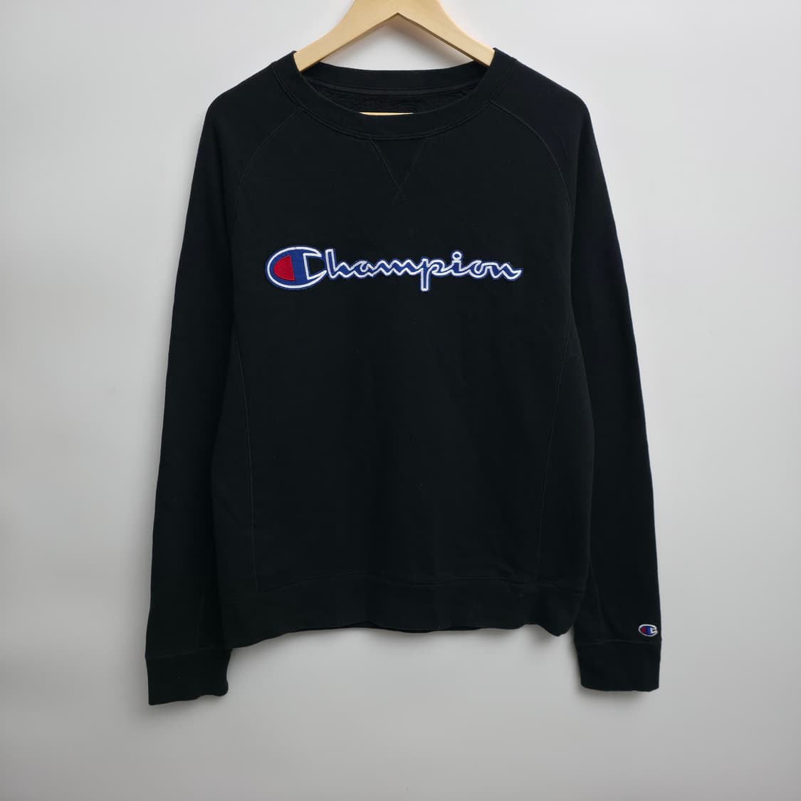 [M] 챔피온 블랙 맨투맨 상품이미지1