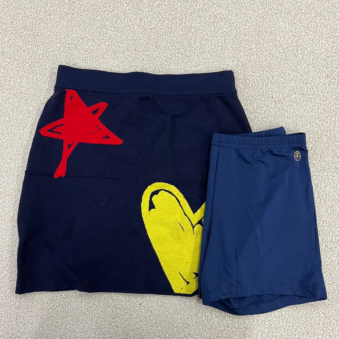 85 새상품 까스텔바작 골프 니트 치마 0122M2 상품이미지7