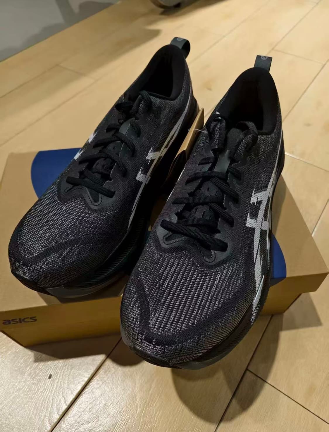 아식스 슈퍼블라스트 2 블랙 화이트 265mm 상품이미지4