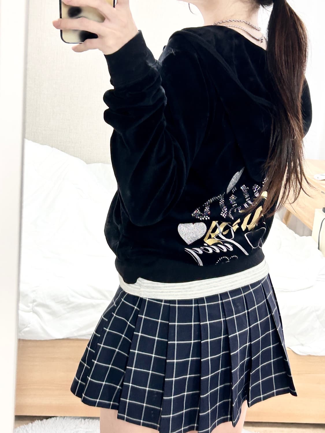 쥬시꾸뛰르 빅로고 블랙 벨벳 후드집업 상품이미지1