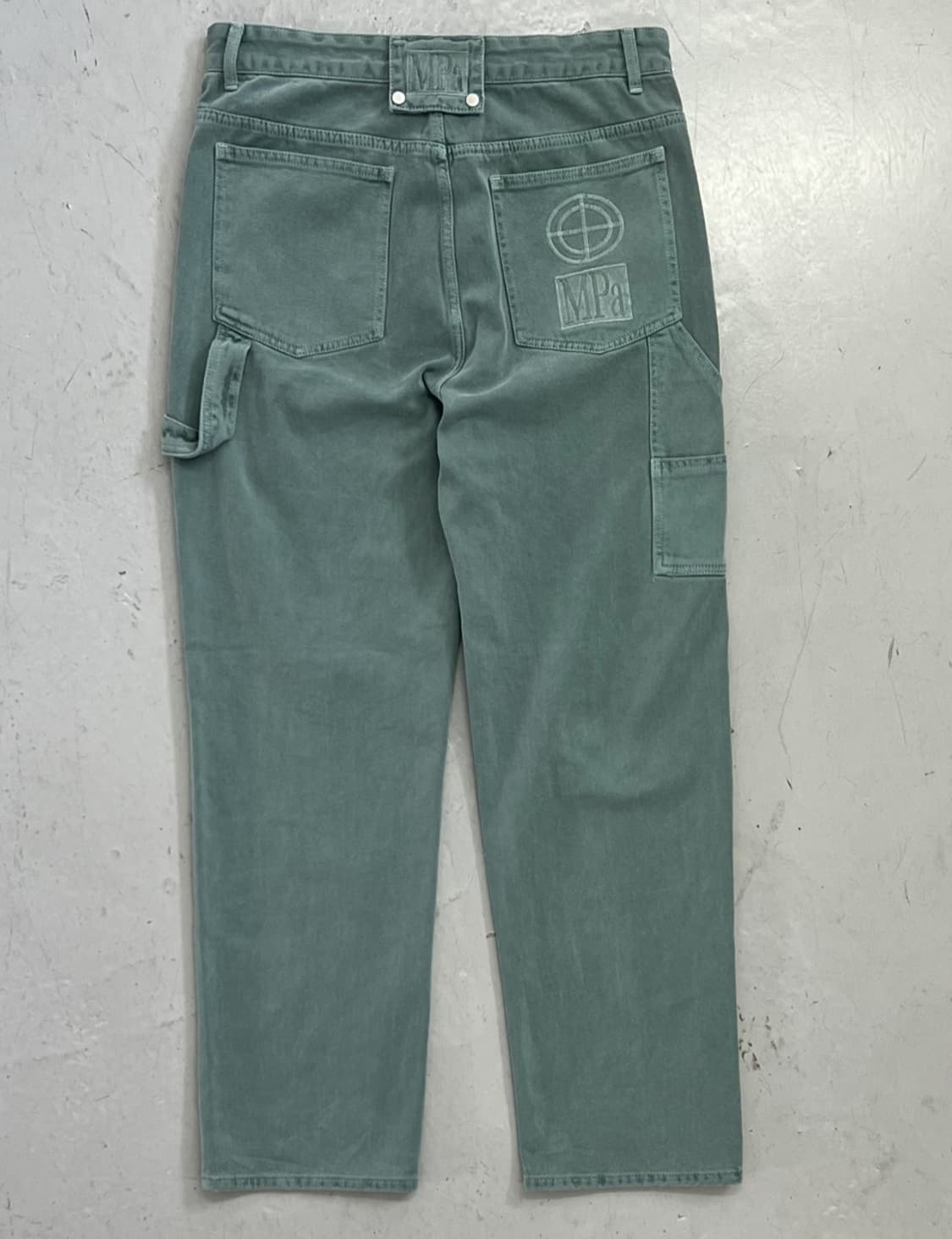 플라스틱 프로덕트 팬츠 상품이미지3