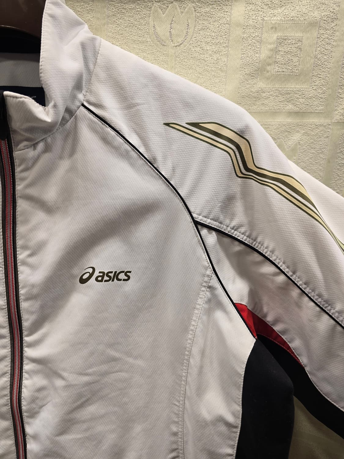 아식스 올드스쿨 바람막이 100 상품이미지3