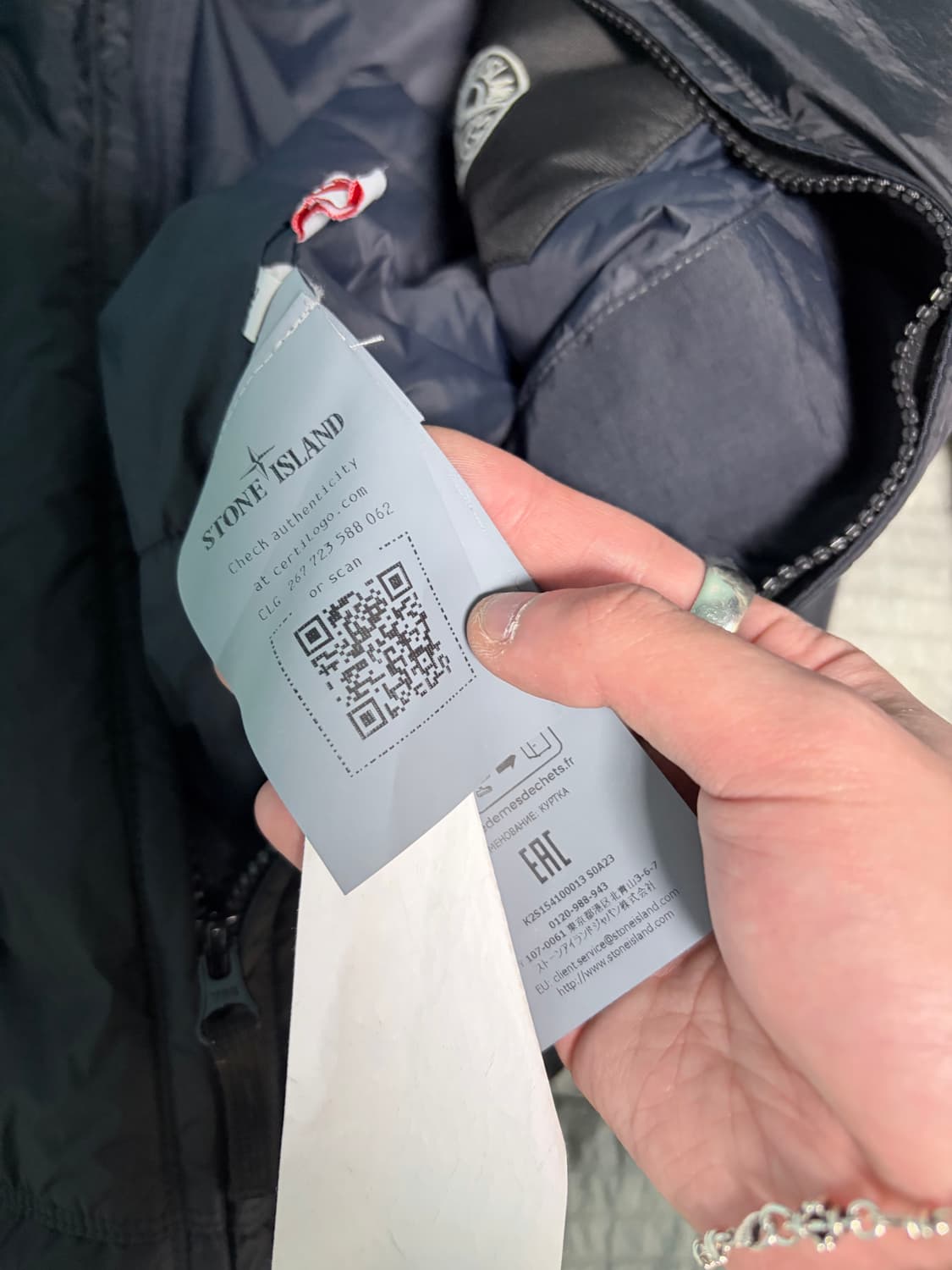 25fw스톤아일랜드 크링클랩스 패딩 자켓 105사이즈 상품이미지3