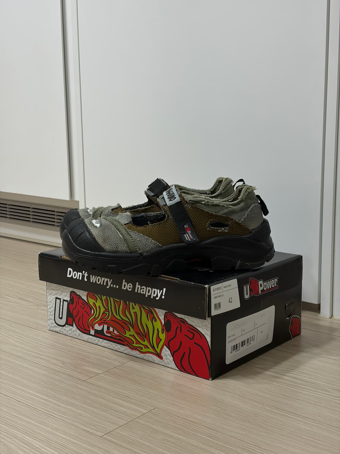 MAGLIANO × U-POWER Scandy 42 사이즈 상품이미지7