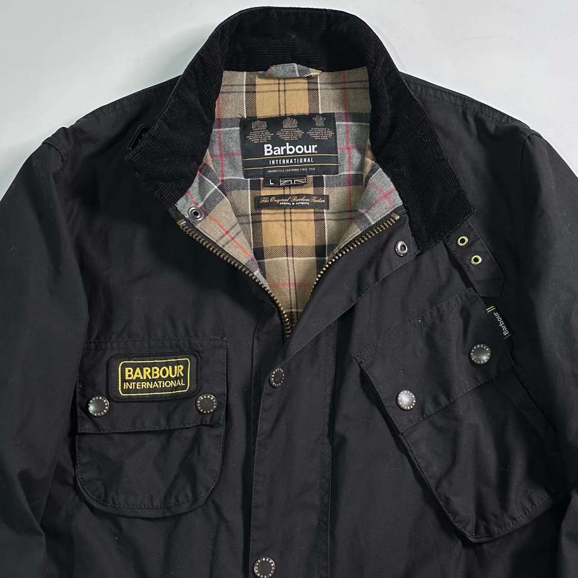 바버 인터네셔널 왁스 벨티드 자켓 상품이미지4
