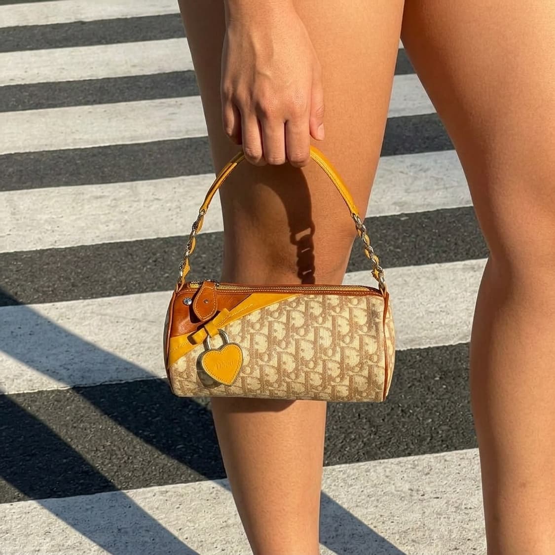 디올 오블리크 로맨틱 미니 원통백 상품이미지2