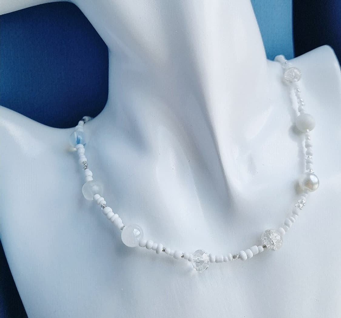 세컨핸드)화이트 비즈 목걸이 상품이미지4