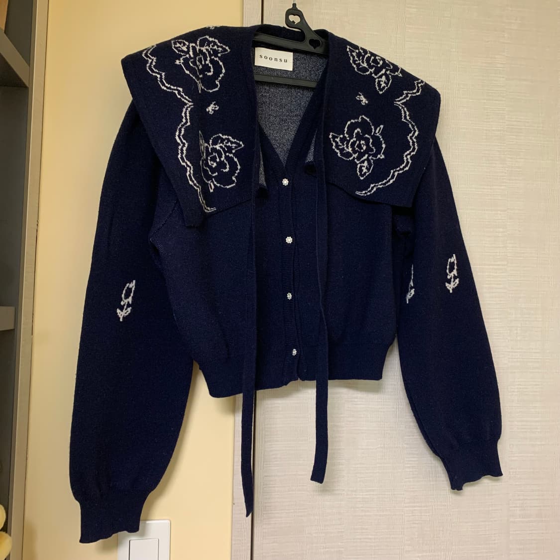 Soonsu 순수 카라 가디건(네이비) 상품이미지4