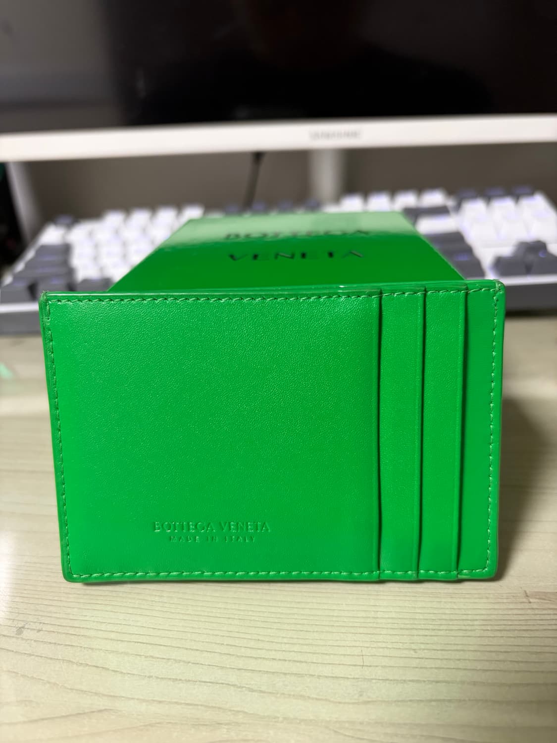 보테가 베네타 카드 케이스 카프스킨 패러킷 상품이미지2
