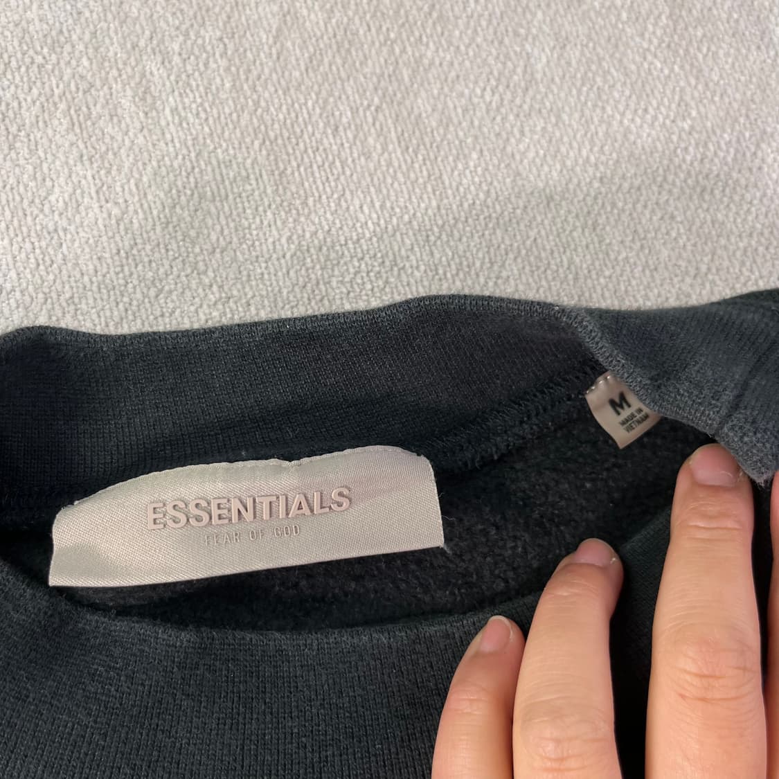 100 피오갓 에센셜 백로고 맨투맨 상품이미지4