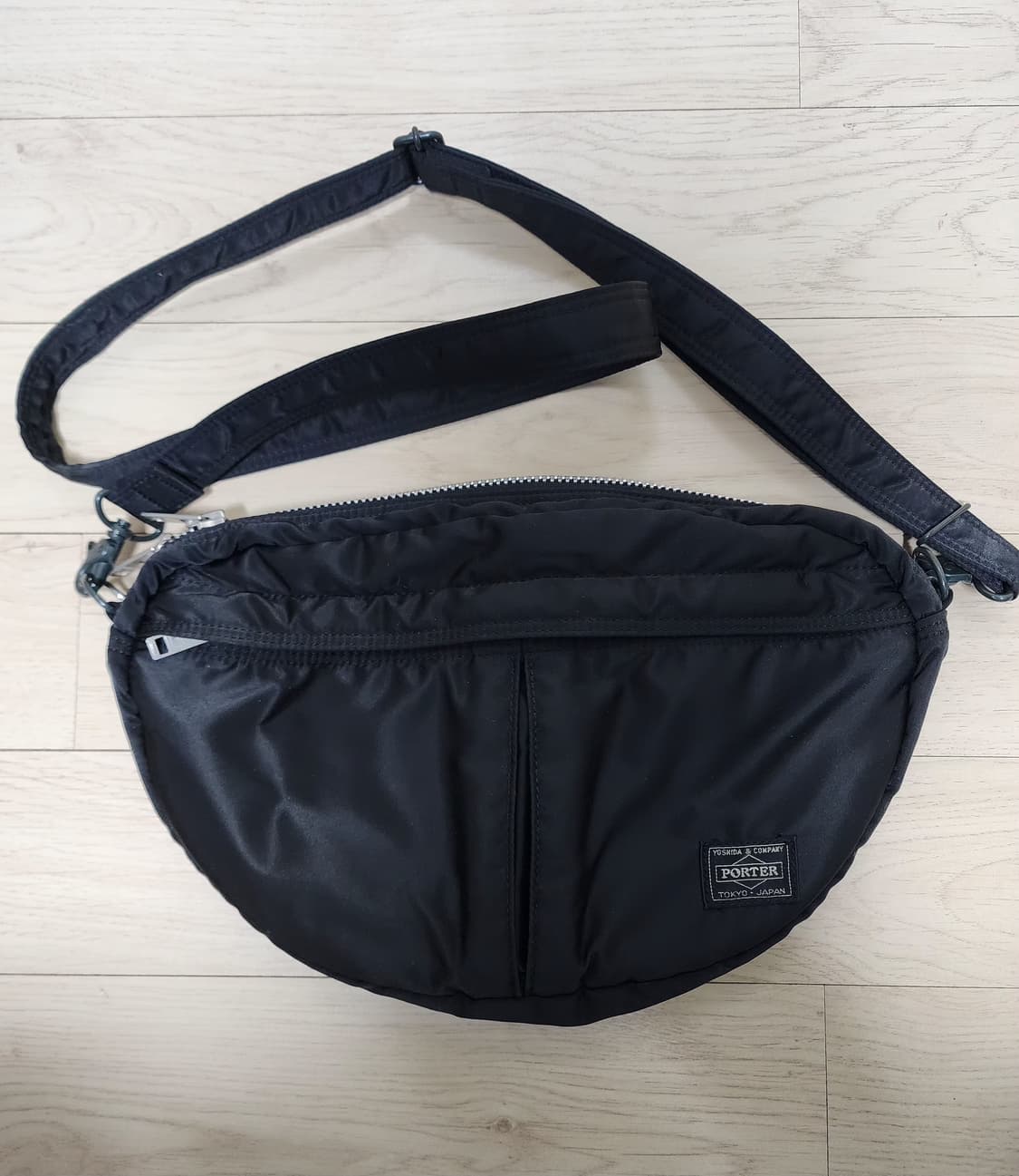 요시다포터 탱커 숄더백 상품이미지1